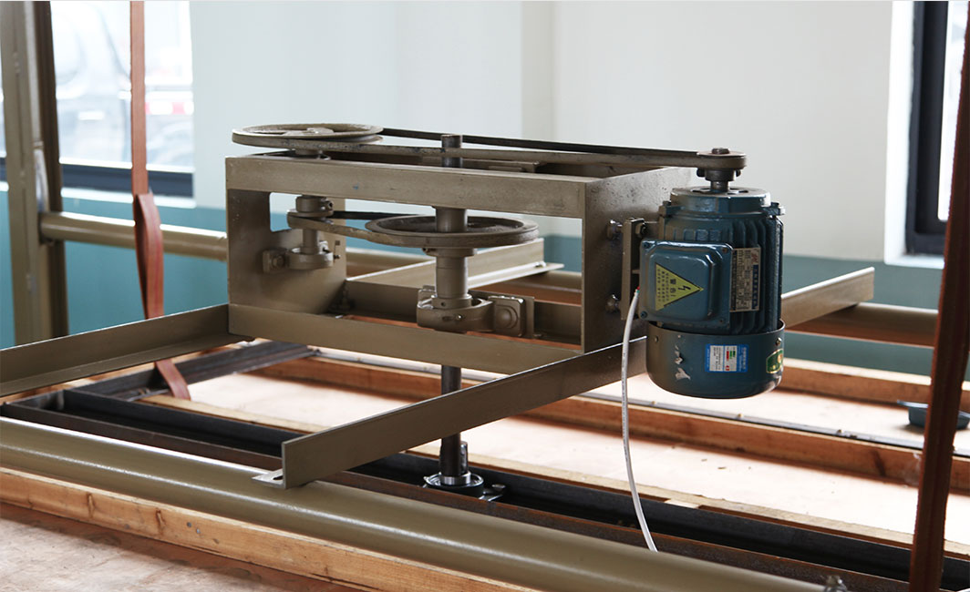 鼎諾機(jī)電升降式揉被機(jī) 鼎諾機(jī)電升降式揉被機(jī)