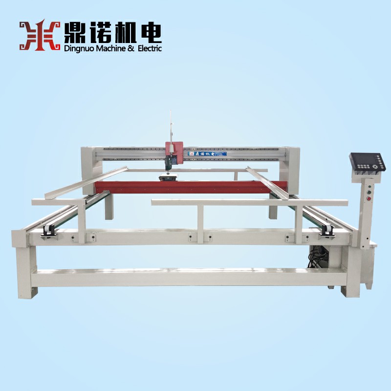 電腦機(jī)電電腦絎縫機(jī) 鼎諾機(jī)電電腦絎縫機(jī)